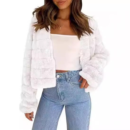 Ladies Short Cozy Jacket with Structured Design and Soft Inner Lining Amarae
