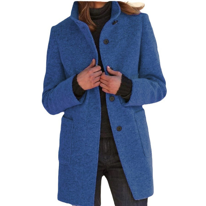 Wool coat for women with an elegant button detail and practical pockets Lune London