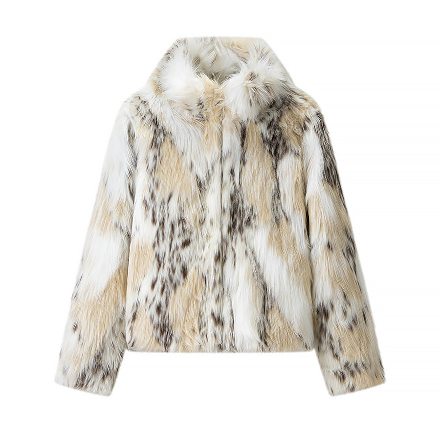 Women Short Faux Fur Jacket with Stand-Up Collar and Boxy, Cropped Cut Amarae