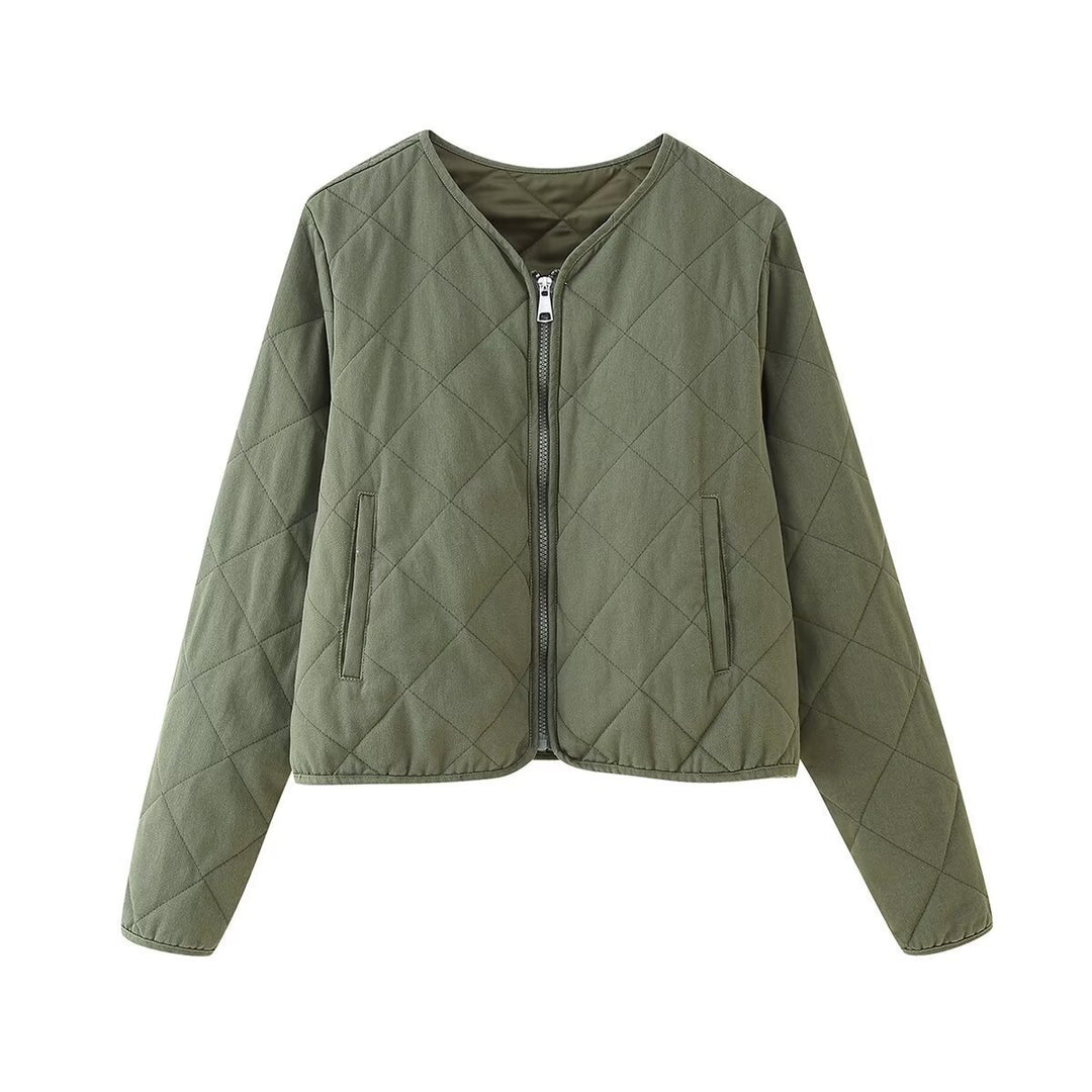 Ladies down jacket with practical pockets