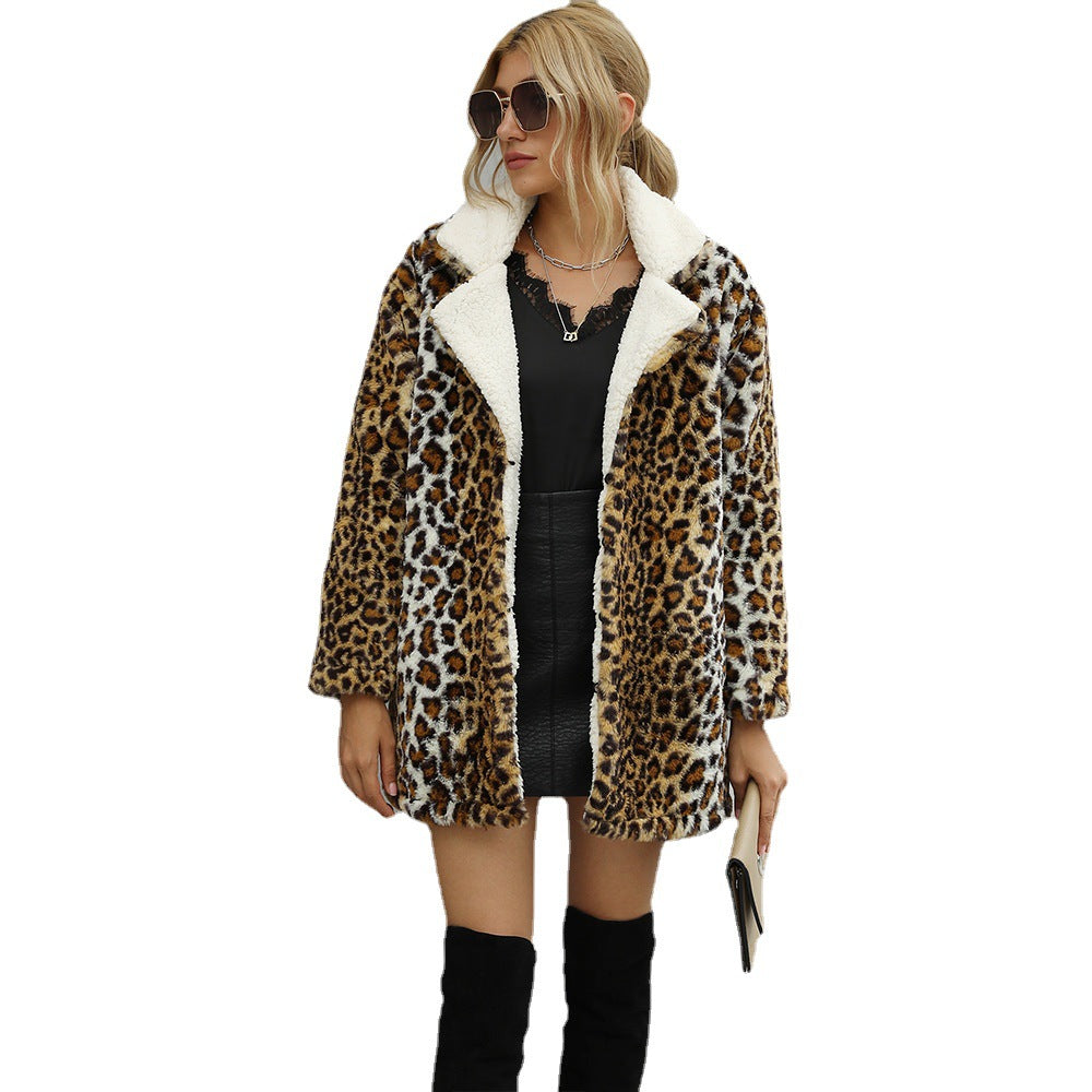 Cozy leopard fur coat for women Lune London