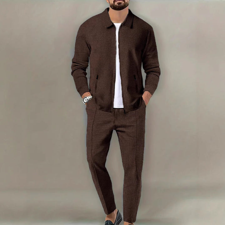 Men's Leisure Suit with Modern Structured Design and Practical Pockets Amarae