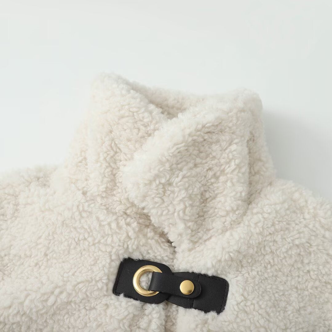 Comfortable fleece jacket for women with decorative button closures Lune London