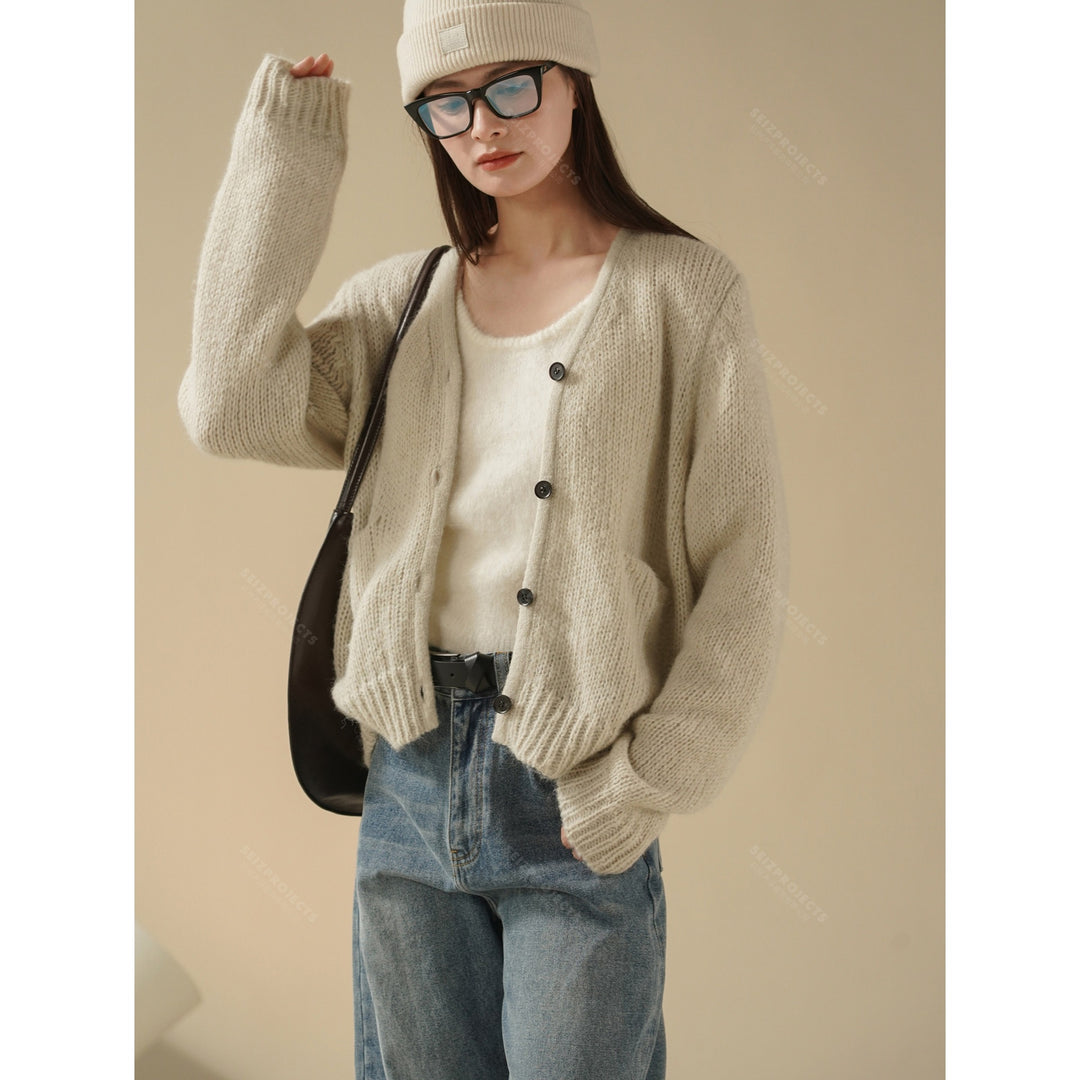Women's Cozy Chunky Knit Cardigan in Alpaca-Look with V-Neck and Button Placket Amarae