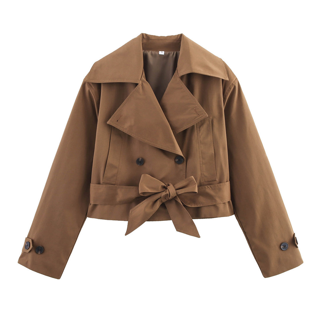 Short trench coat for women with an elegant waist and practical pockets Lune London