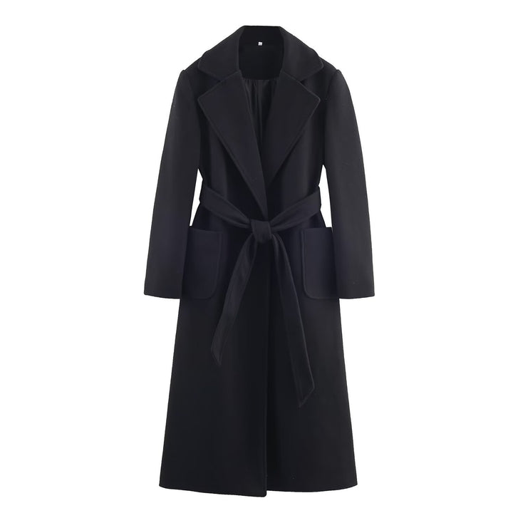 Women's wrap coat made of wool blend with belt at the waist and large patch pockets Amarae