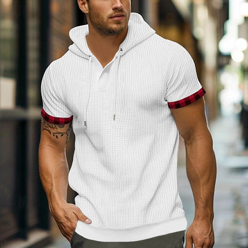 Short sleeve sporty shirt for men with hood and checkered details Lune London