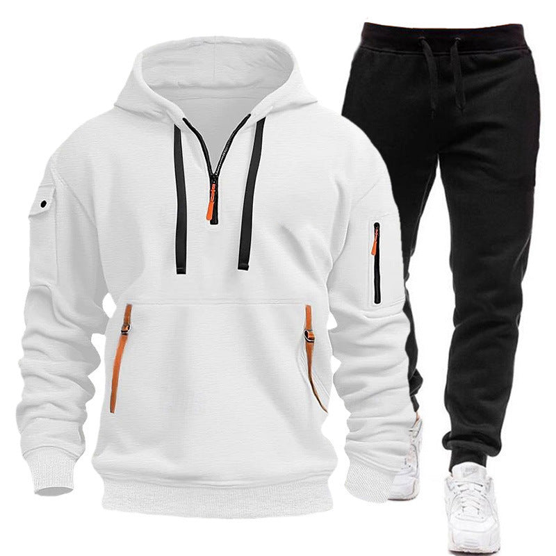 Sporty hoodie for men with zip and practical pockets Lune London