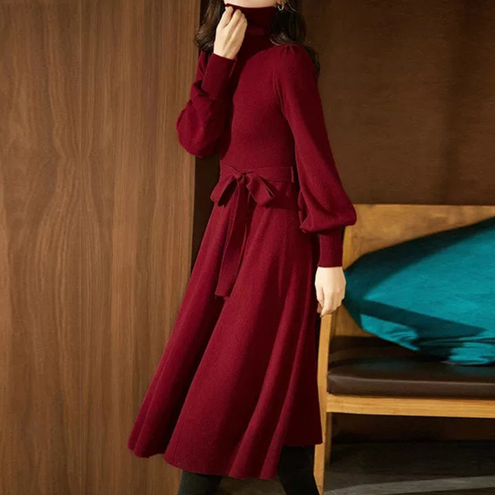 Robe en tricot pour femmes avec col haut et ceinture réglable Chic & Stil
