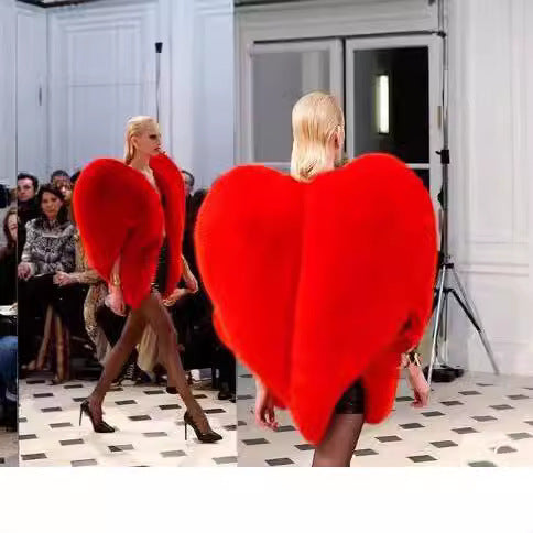 Women's statement sweater in heart design with oversized cut Lune London