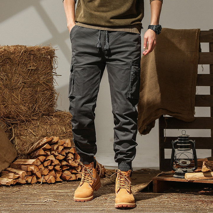 Men's cargo pants with multiple practical pockets and an elastic waistband Lune London