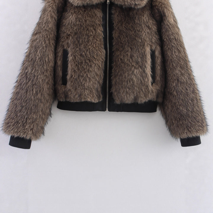 Faux leather jacket for women with oversized collar and practical pockets Lune London