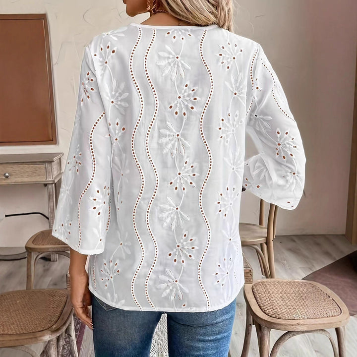 Embroidered blouse for women with an elegant V-neck and 3/4 sleeves Lune London
