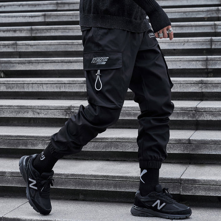 Trendy cargo pants for men with versatile pockets and ergonomic fit Lune London