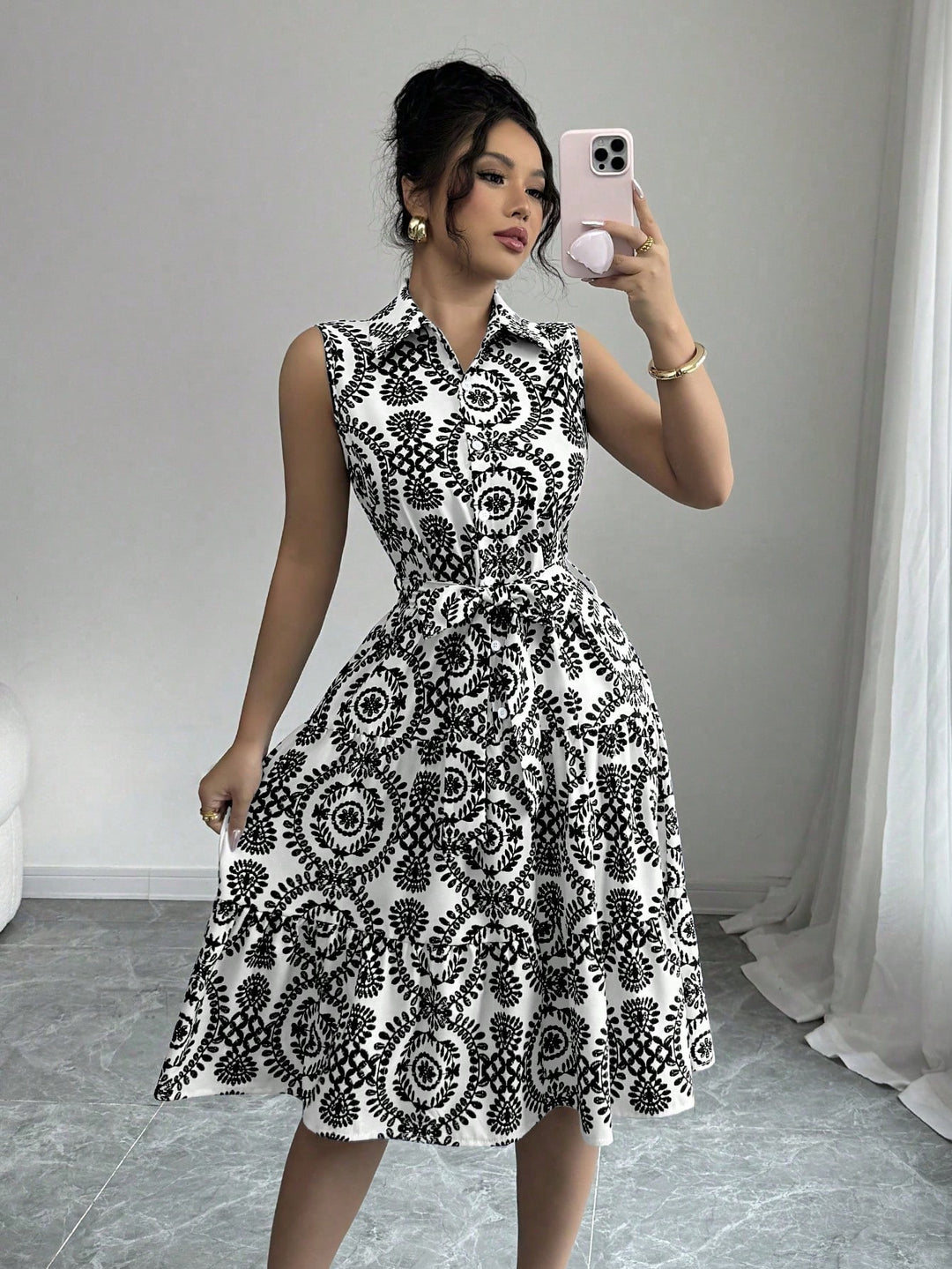 A-line sleeveless dress for women with chic and stylish waist belt