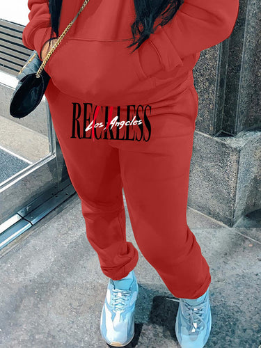 Sporty jogger pants for women with elastic waist and eye-catching logo Amarae