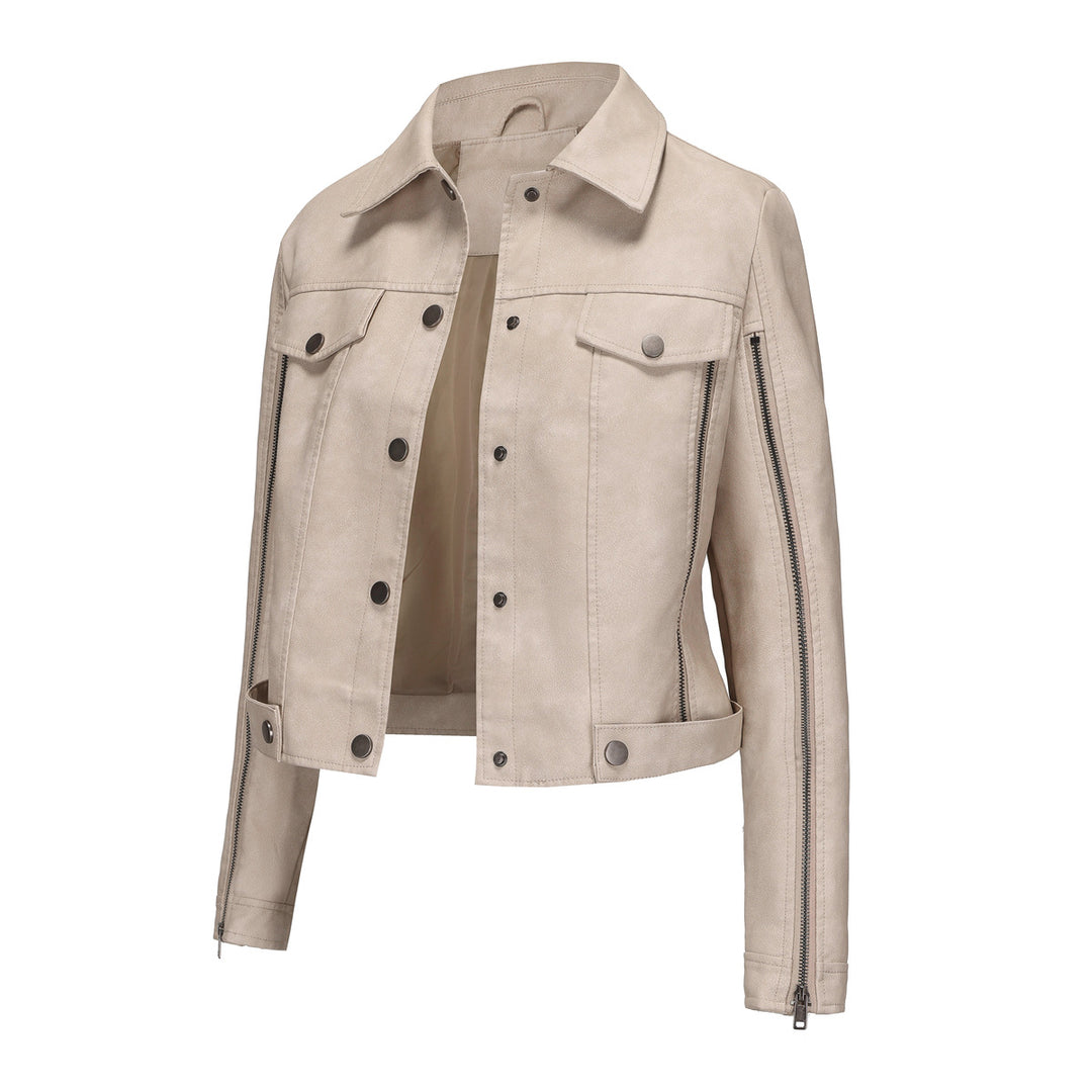 Trendy short jacket for women in faux leather with zip details Lune London