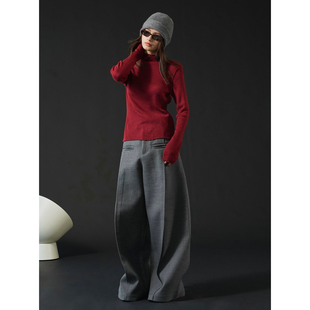 Women Fitted Ribbed Long Sleeve with Short Stand-Up Collar and Fine Wave Edge