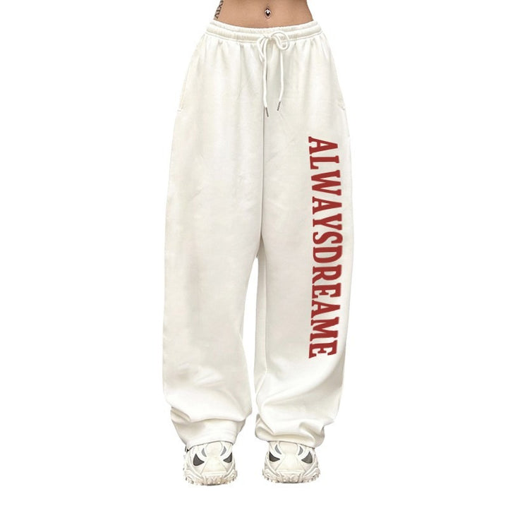Women’s casual sweatpants with motivational lettering and elastic waistband Chic & Stil