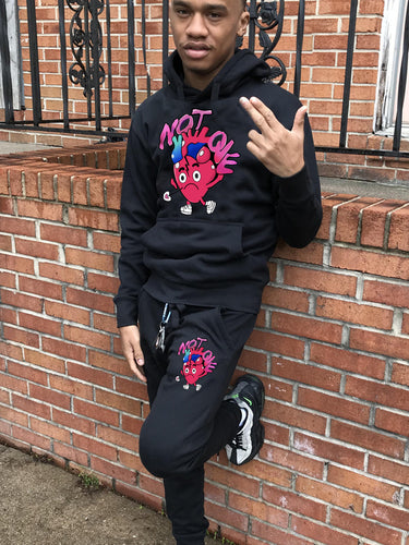Women's sweatshirt and jogger pants set with creative heart pattern Amarae