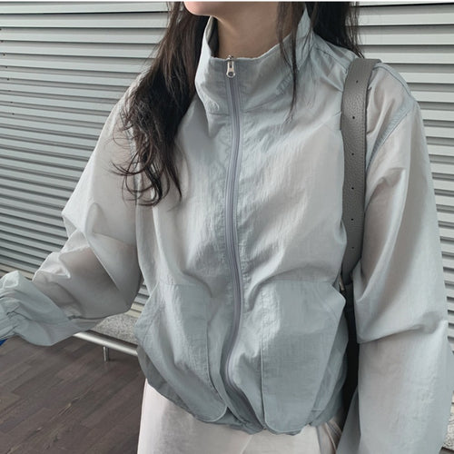 Veste de sport légère pour femmes avec des manches volumiques Chic & Stil