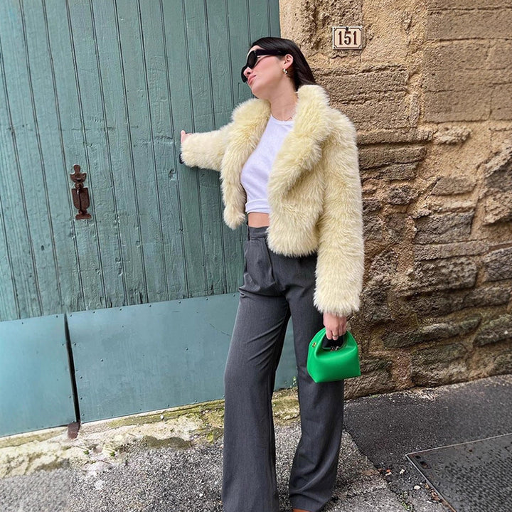 Women's short-cut faux fur melton with voluminous shawl collar and shaggy texture Amarae
