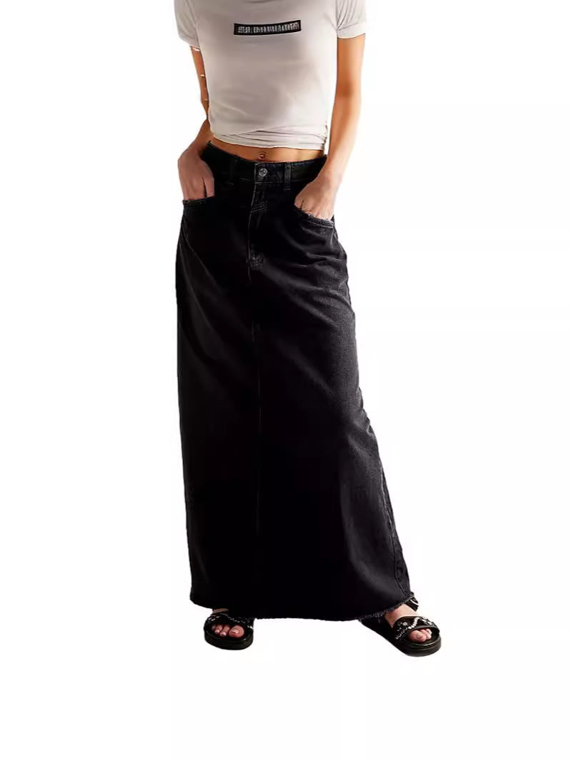 Women's Denim Maxi Skirt with High Waist and Practical Pockets Lune London