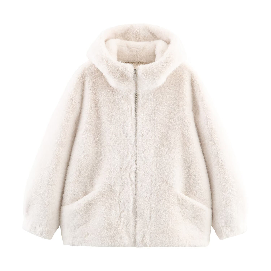 Ladies Cozy and luxurious faux fur jacket with hood and practical pockets Lune London