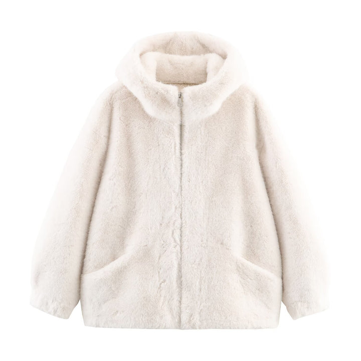 Ladies Cozy and luxurious faux fur jacket with hood and practical pockets Lune London