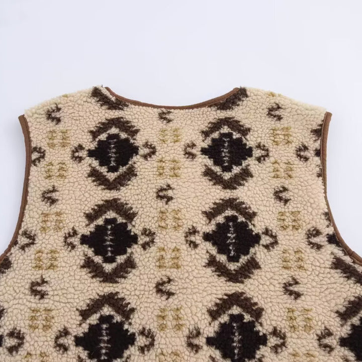 Women's patterned teddy vest in bouclé look with patch pockets Amarae