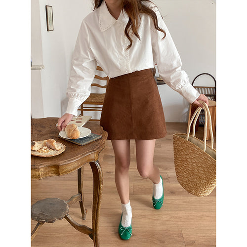 Women's Elegant Blouse with Lace Collar Chic & Stil