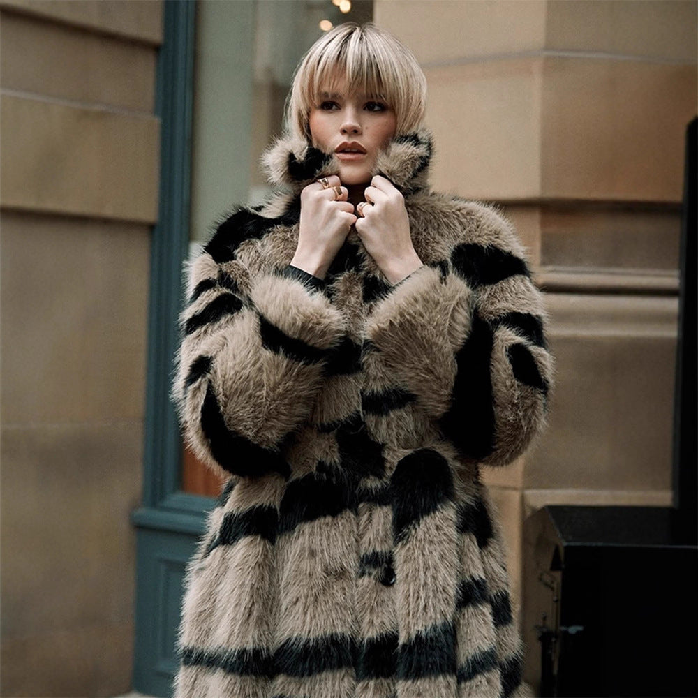 Women Oversize Faux Fur Coat with Striped Maxi Cut Amarae