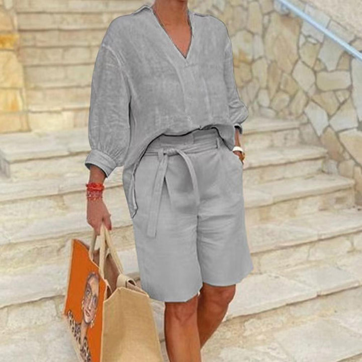 Tenue d'été décontractée pour femmes avec haut large et shorts Lune London