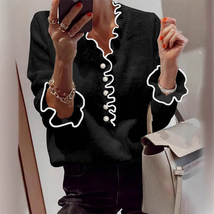 Ladies elegant sweatshirt with gathered details and pearl button Lune London