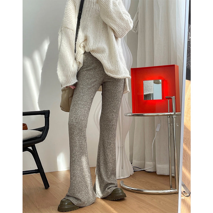 Women Ribbed High-Waist Flared Knit Pants made of soft wool blend Amarae