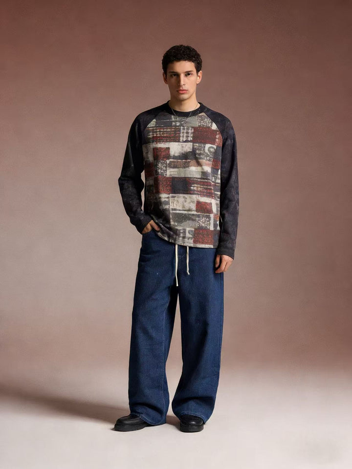 Men's Casual Sweatshirt with Graphic Print and Raglan Sleeves Lune London