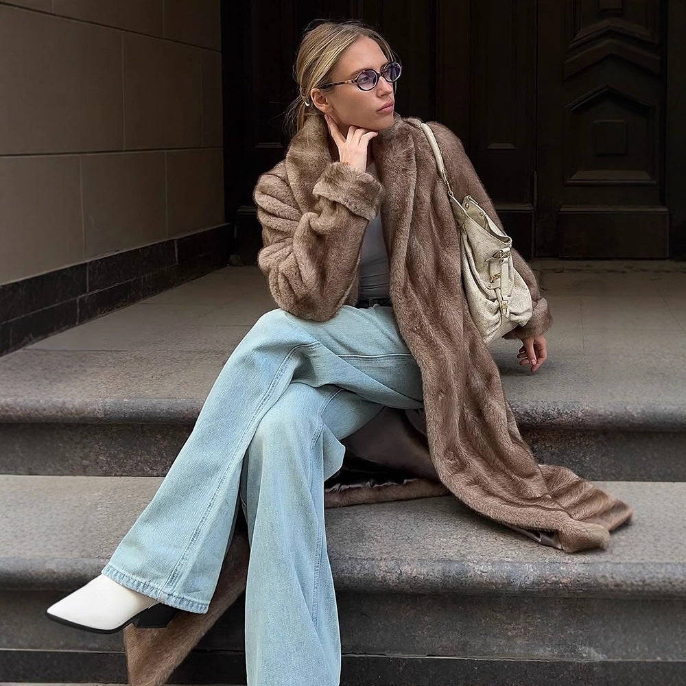 Women's Maxi Faux Fur Coat with Wide Lapel and Loose Fit Amarae