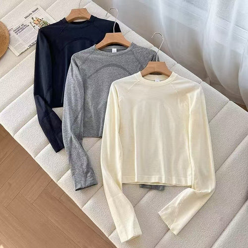Chemise à manches longues sportive pour femme avec des matériaux respirants Chic & Stil
