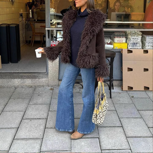 Short casual jacket for women in fluffy material with a unique cut Amarae