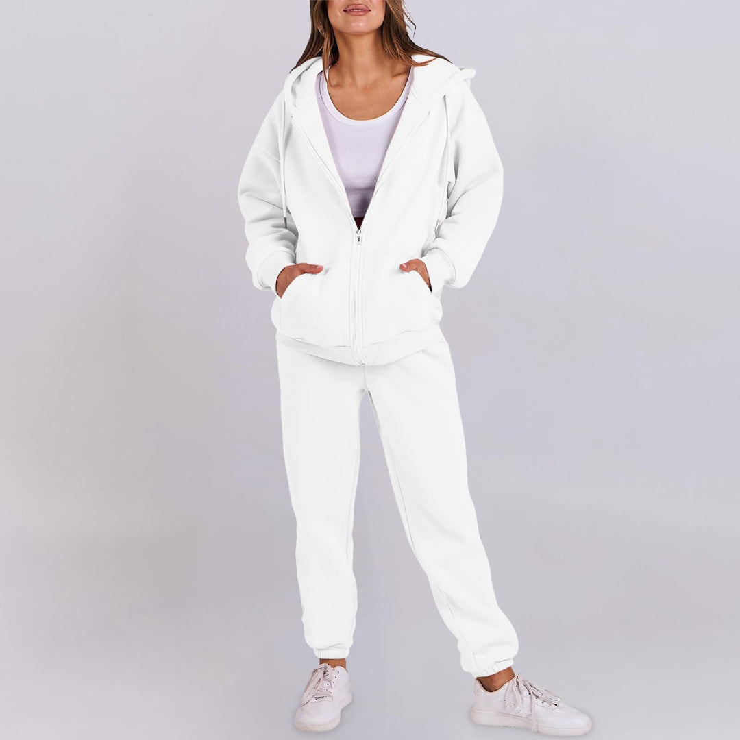 Casual women's sports set with hood and zipper Lune London