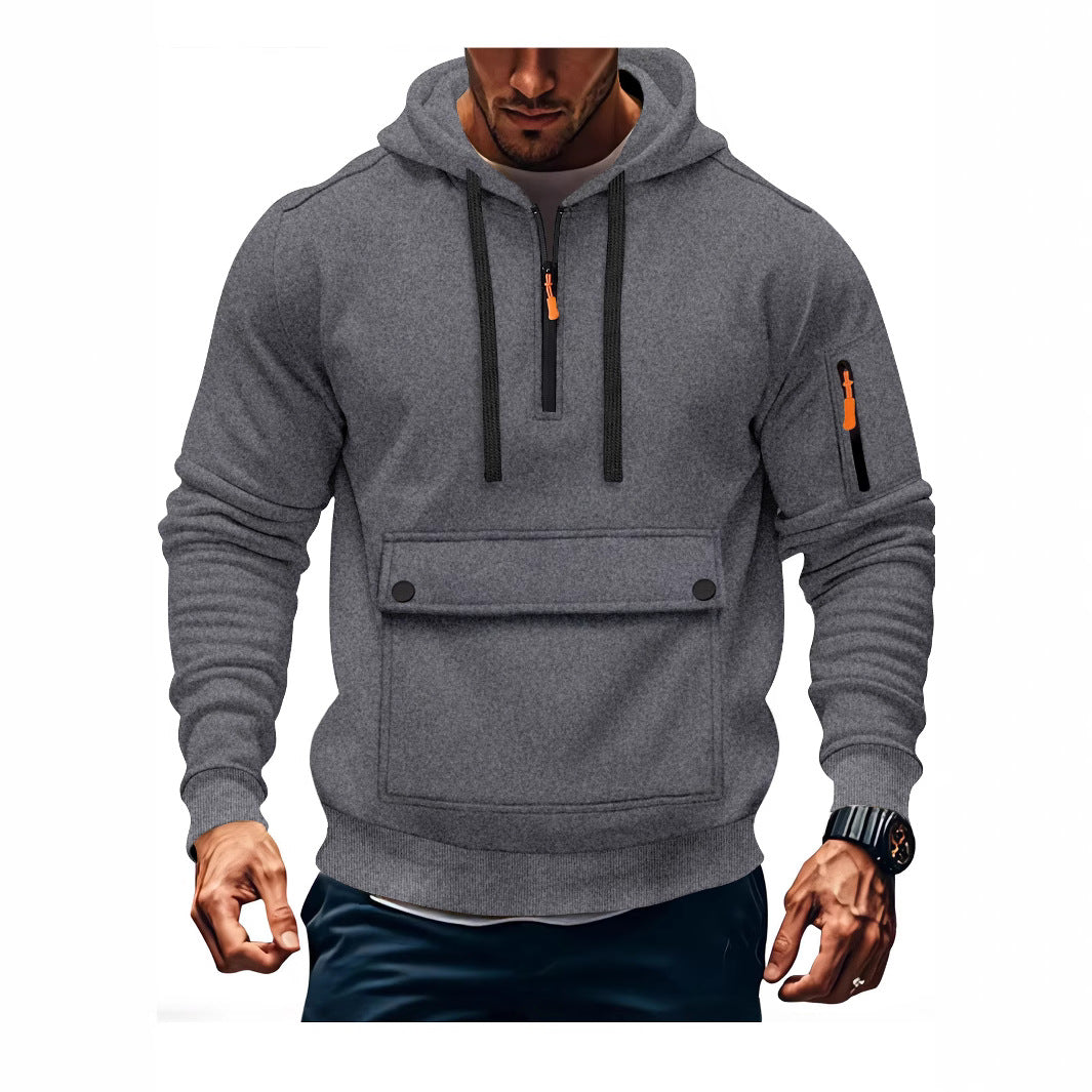 Casual hoodie for men with practical pockets Lune London