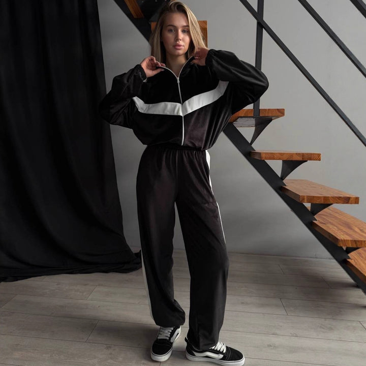Lune London women's sporty leisure set