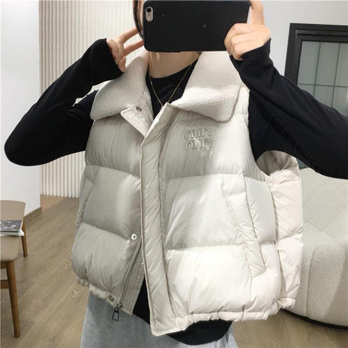 Women's trendy quilted vest with large collar and practical pockets Amarae