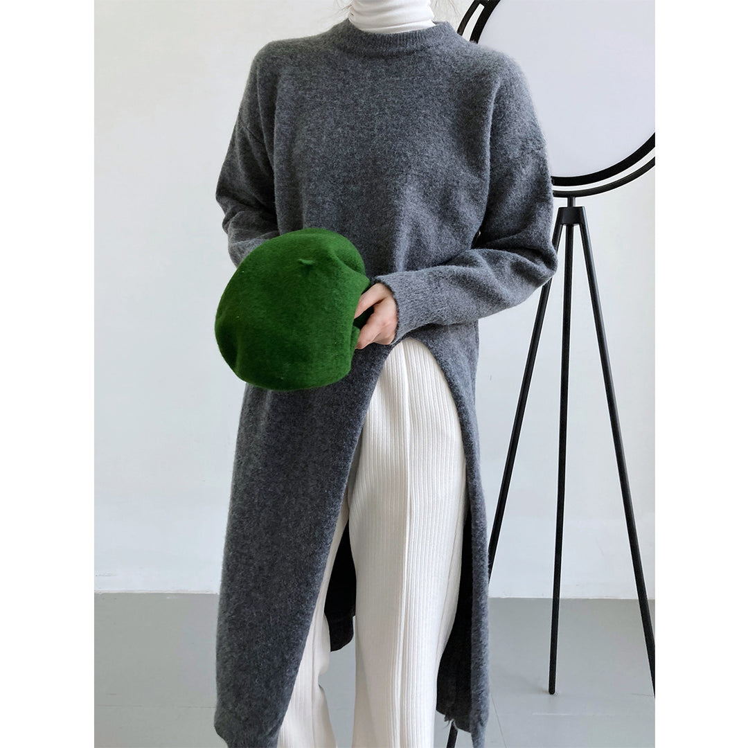 Women Long Knit Sweater with Loose Fit and Side Slits Chic & Stil