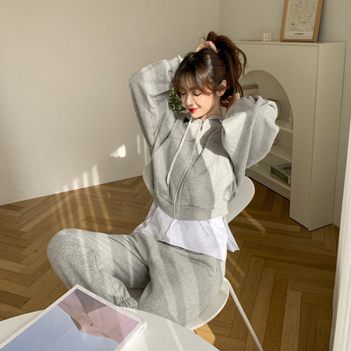 Ensemble de survêtement décontracté pour femmes avec veste bomber et pantalon slim Chic & Stil