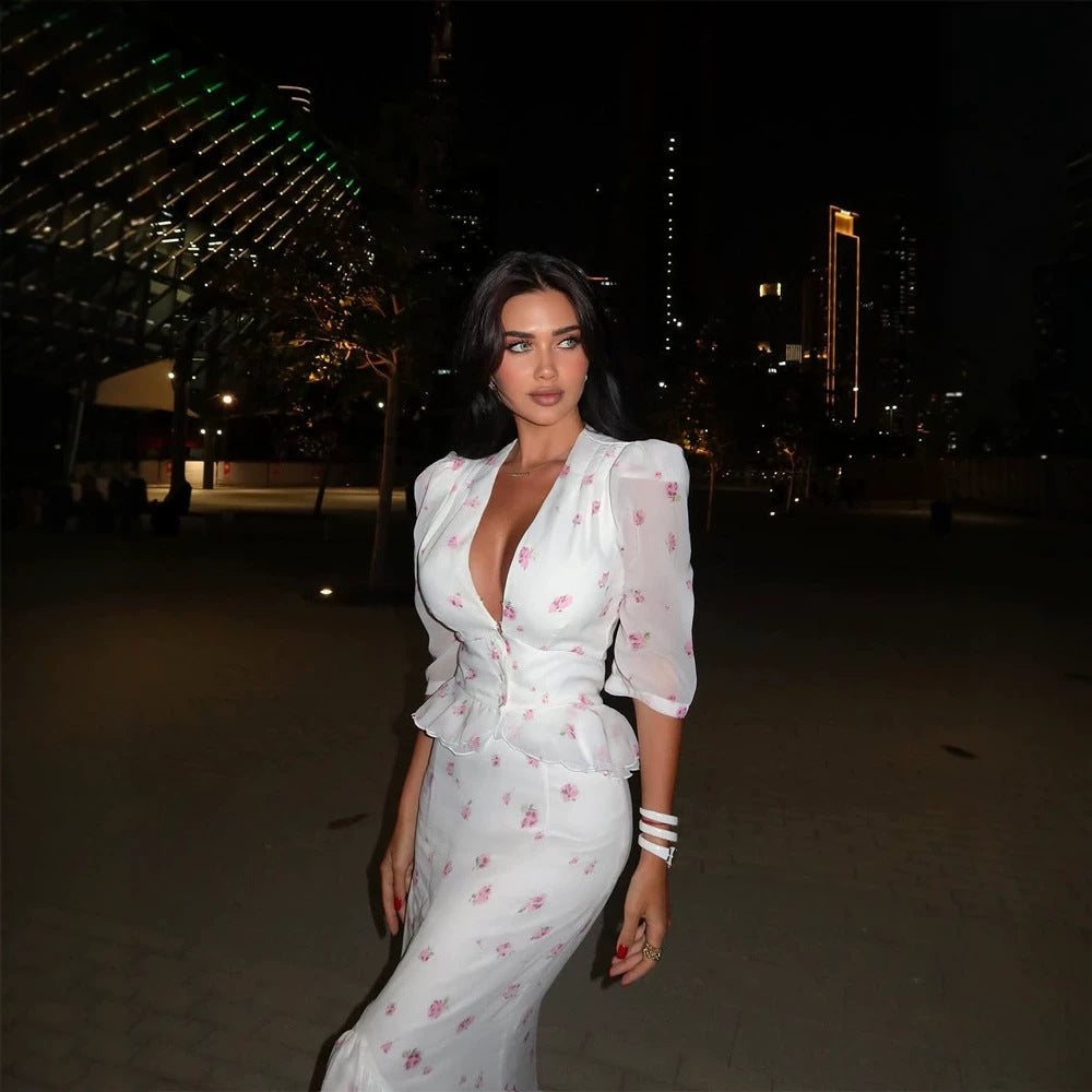 Women's Figure-Hugging Midi Dress with Deep V-Neck, Puff Sleeves and Peplum Amarae