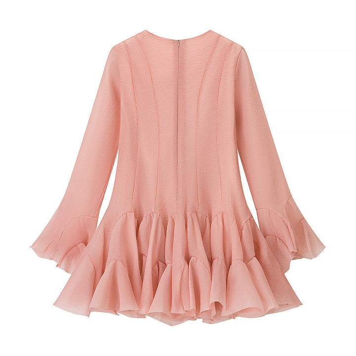 Robe à volants pour femmes avec manches longues et détail de bouton Chic & Stil