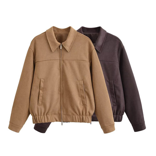 Modest transitional jacket for women with casual zipper and practical pockets Amarae