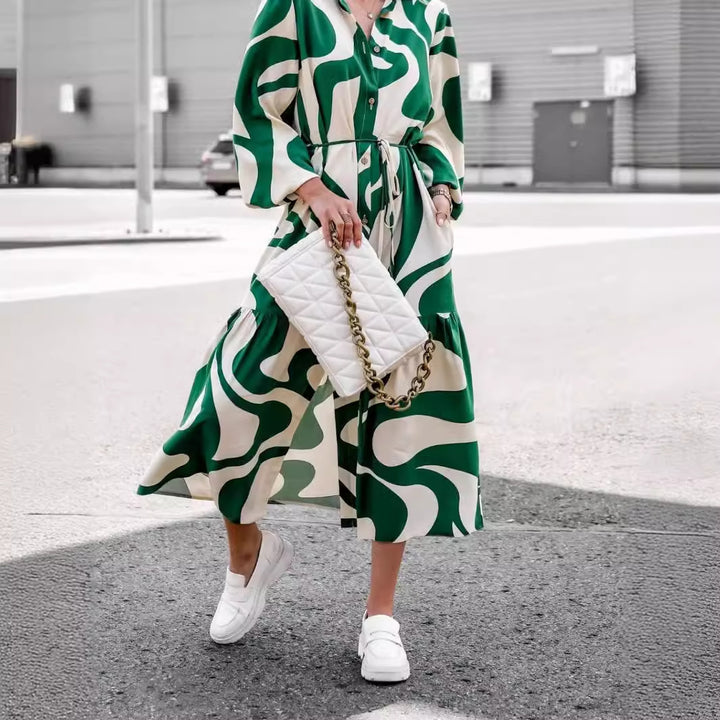 Shirt dress for women with graphic pattern and waist belt Chic & Stil