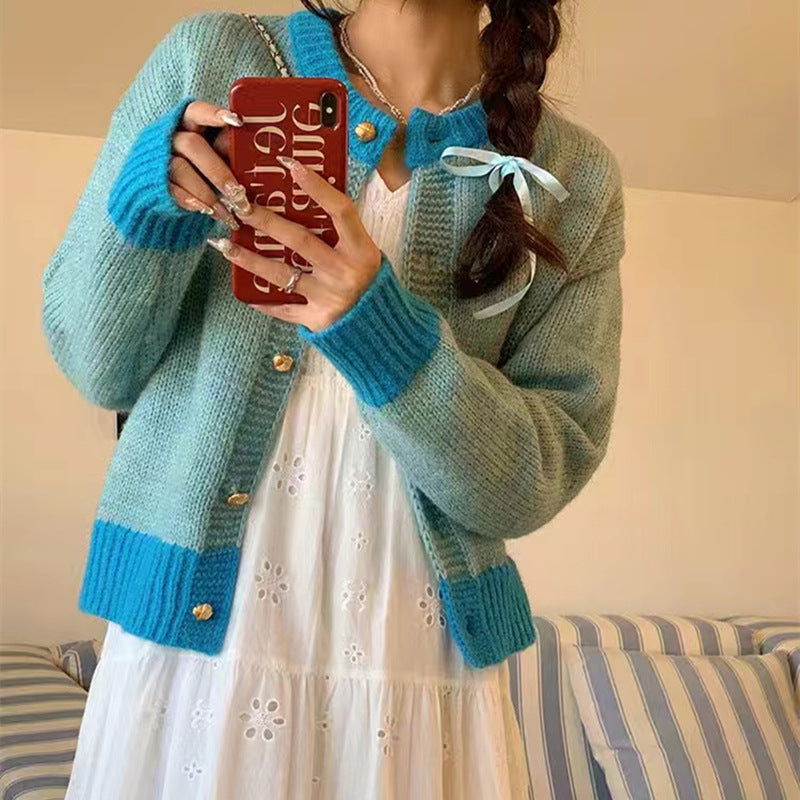 Cardigan pour femmes avec motif complexe et accents colorés Chic & Stil